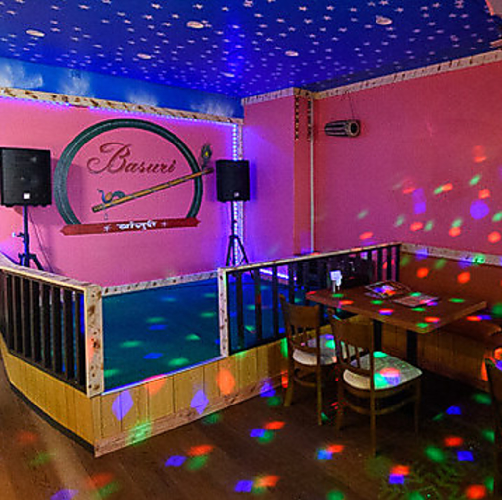 当店ではライブやカラオケなどもご利用いただけます♪楽しい曲を聴きながら、おいしい料理に舌鼓を！