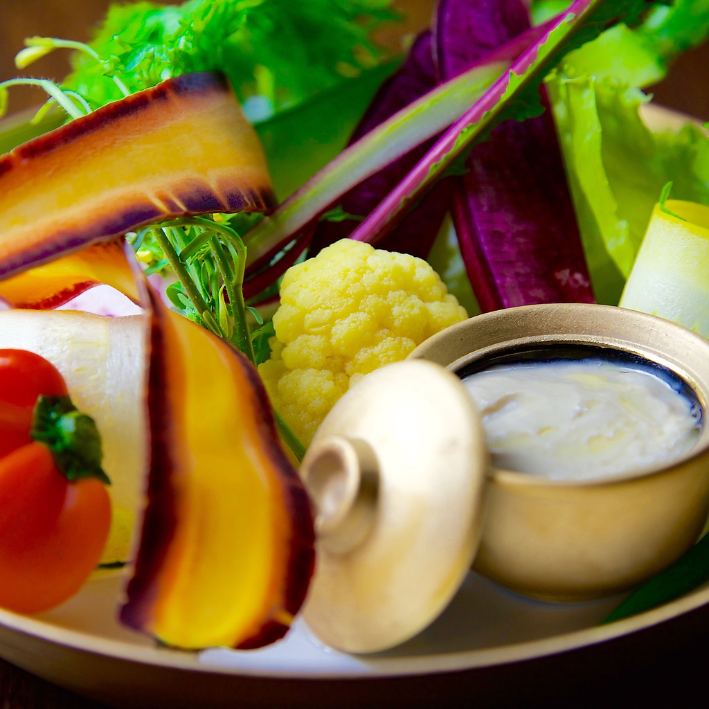 当店は海鮮だけではありません！糸島直送の新鮮野菜は甘み抜群でおすすめです！