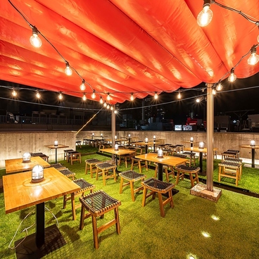 屋上ビアガーデン 空庭  Soraniwa  三宮駅前店の雰囲気1