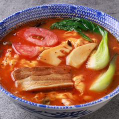 トマト酸辣湯麺