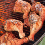 本格的なBBQが楽しめます！コース料理は焼いてくれるのでゆっくり語らえます