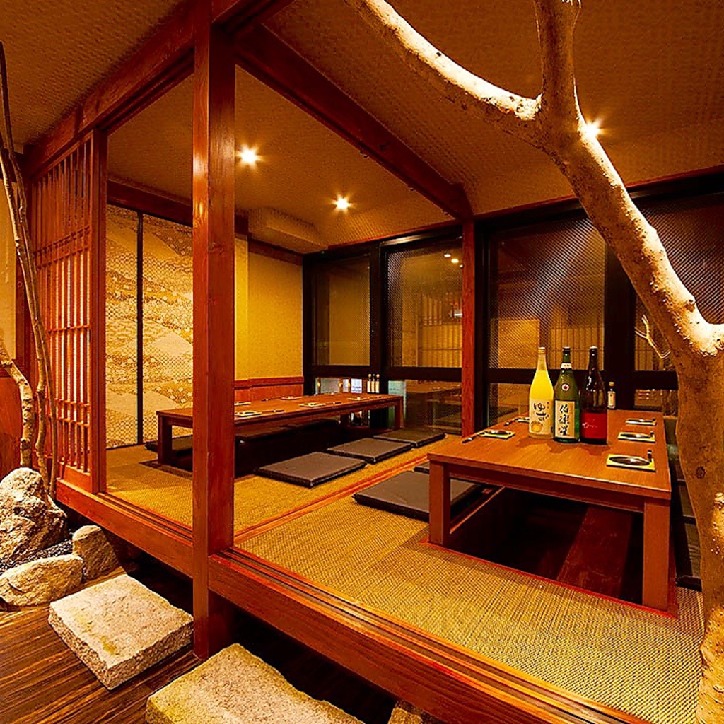 隠れ家のような落ち着いた雰囲気は、友人とのお食事やデートでもおすすめです！