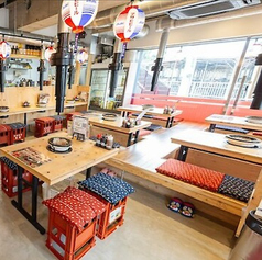 秩父焼肉ホルモン酒場 まる助狭山ヶ丘店の雰囲気1