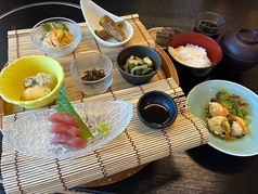 和食 うお進のおすすめランチ1