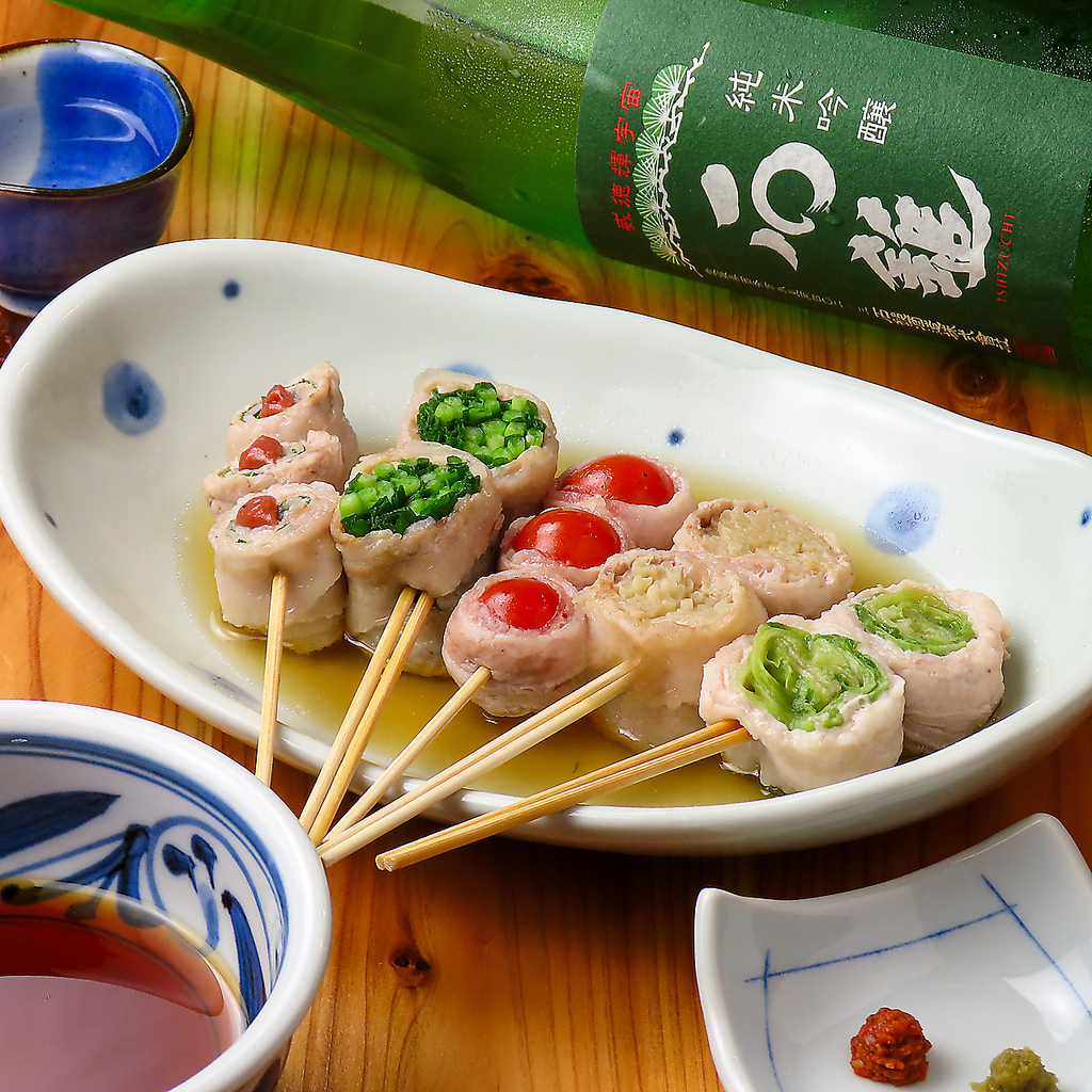 【串しゃぶ盛り合わせ】昆布とカツオのダシが凝縮！色とりどりの野菜と肉を自家製だしポン酢で。