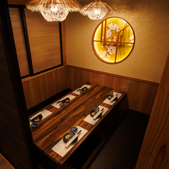 【個室居酒屋】4名様～8名様まで♪完全個室空間をお楽しみください♪女性や合コンなどで大人気！また記念日や誕生日会などにもワンランク上の宴会を演出♪3時間飲み放題＆本格料理豪華コースもご用意しております！◇新橋 個室 居酒屋◇