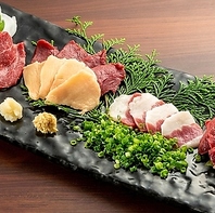 【福岡産】冷凍せずに仕入れる新鮮馬刺し