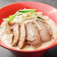 チャーシュー刀削麺