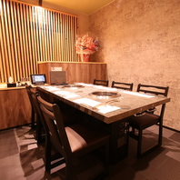 洗練された空間で、プライベートなお食事をどうぞ♪