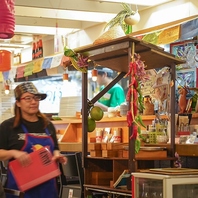 タイの雰囲気が感じられる店内！