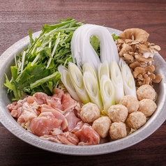 鶏もも肉と鶏つくねの白湯鍋
