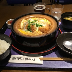 一押し！豆腐かつ煮定食 1250円（税抜）