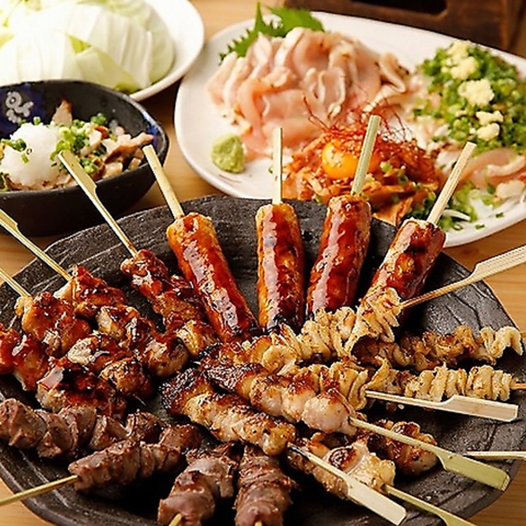 季節の味覚をお楽しみいただける自慢の逸品を、 宴会の席に相応しい華やかな盛り付けにてご用意