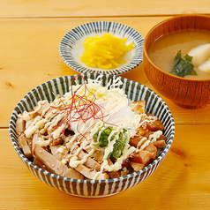 温玉チャーシュー丼