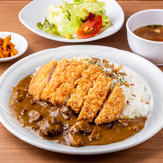 牛すじ入りカツカレー
