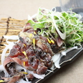 料理メニュー写真 薩摩地鶏のもも肉タタキ