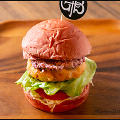 「美と健康」をコンセプトとした銀座すが家監修のフィッシュパティバーガー専門店です