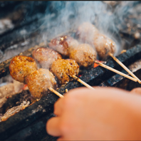  【炭火焼きの香りがたまらない！こだわりの串】