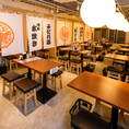 【活気溢れる店内で貸切宴会】水炊き・焼き鳥等の鶏料理を存分に楽しめる居酒屋です！お酒も1杯329円の生ビールから日本酒、焼酎等、各種取り扱っております！