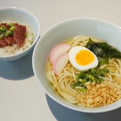 あったか五島うどんと雲仙ハムのミニ丼セット