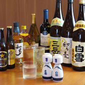 【ドリンク種類豊富で単品飲み放題も】日本酒やウイスキーをはじめ幅広いお飲物をラインナップしております。お酒を中心にお料理を楽しみたい方にぴったりな単品飲み放題プランもご用意。こだわりの絶品料理とお好みの一杯を合わせて贅沢な時間を堪能できます。お気軽にご利用ください。