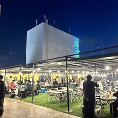 【吉祥寺駅から徒歩1分】全席屋根付きのお席の為、雨の日でも気にすることなく楽しい時間をお過ごしいただけます◎