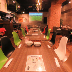  全65席・貸切は30名～OK♪最大で60名まで。立食時は70名まで。大人数でも飲み会できます◎また、おしゃれな隠れ家イタリアンバル登場★ゆっくり寛ぎながらバルの雰囲気を味わいながら美味しいお食事と美酒をご賞味くださいませ♪［博多 貸切 宴会 2次会 飲み放題 女子会 誕生日 ］