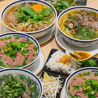 本場の料理人が作る本格フォー。