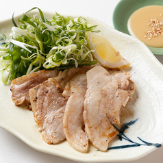 炙り蒸し豚