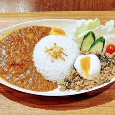 ガパオ & チキンカレー