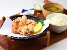 鶏の唐揚げ500円