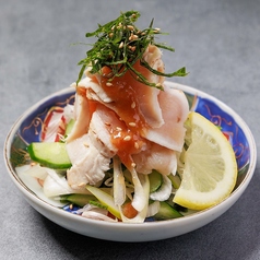 さつま知覧鶏の鶏刺し～梅しそ和え