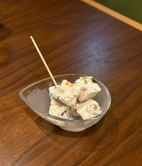 ナッツ&フルーツのチーズアイス