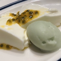 パンナコッタとメロンのソルベ