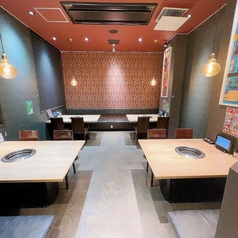 焼肉 寿司 オーダーバイキング カルビッシュ 浜松西伊場店の雰囲気2