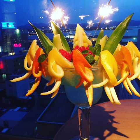 Bar Twilight gCCg ze\