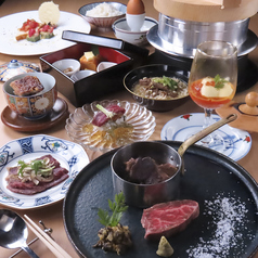 日本酒とワイン 肉割烹 俵 TAWARAの特集写真