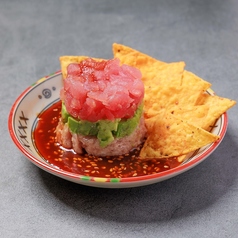 マグロとアボカドのタルタル