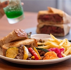 柔らかジューシ「和牛ステーキ」プレート 