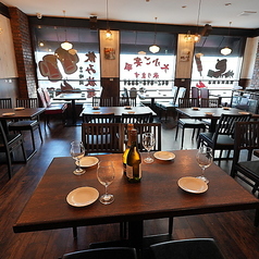 本格炭火焼居酒屋　勇極焼鳥酒場 八王子駅前店の雰囲気1