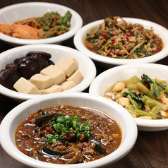 【海鮮×鍋×牡蠣】おばんざい酒場 LAKIA  栄の写真2