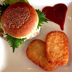 梅としその和風チキンバーガー　ポテト付き