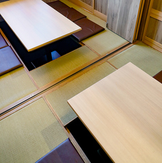 少人数でも使いやすい掘りごたつでゆっくり宴会やランチをどうぞ！