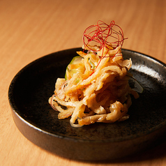 素材の香りや風味を活かした「 前菜 」