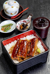 鰻蒲焼き重