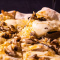 料理メニュー写真&nbsp;キノコのトリュフのピザ