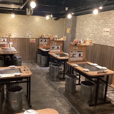 もんじゃ酒場だしや池袋西口駅前店の雰囲気1
