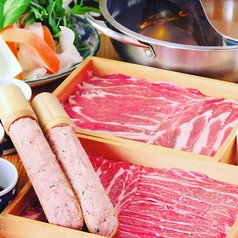 ラム肉専門焼肉バル!!豊富な肉の種類が自慢。