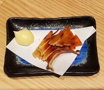 炭火で炙る　エイヒレ　もう一皿、欲しくなります