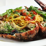 食材の味を活かし、料理長が彩りを加えます…前菜～デザートまで存分にお楽しみ下さい！